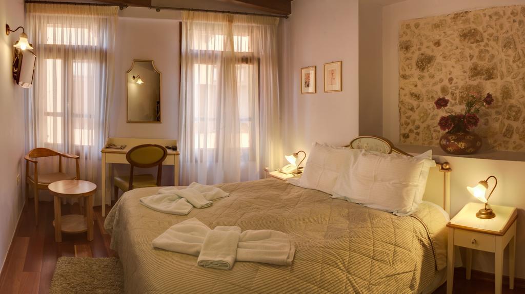 Palazzo Duca Chrissi Akti Chania